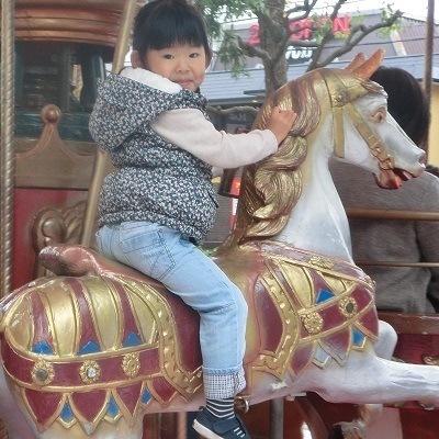 移動遊園地・メリーゴーランド・遊具のレンタルならヒューグレッシブ